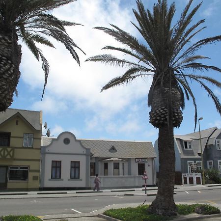 Eazy Sleep Accommodation Swakopmund Esterno foto