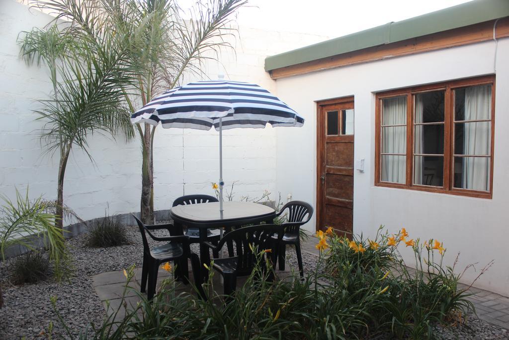 Eazy Sleep Accommodation Swakopmund Esterno foto